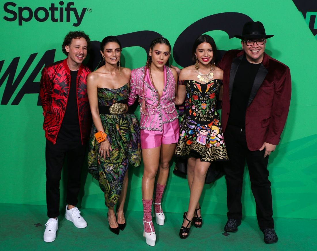 Luisito Comunica, Aislinn Derbez, Danna Paola, Ángela Aguilar y Franco Escamilla, durante la alfombra verde de los Spotify Awards en donde se premiará a más de 50 nominados, esto en el Auditorio.
